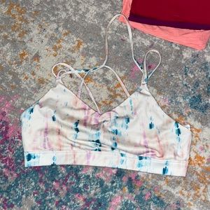 Old Navy Size L Tye Dye Light Compression Sports Bra
